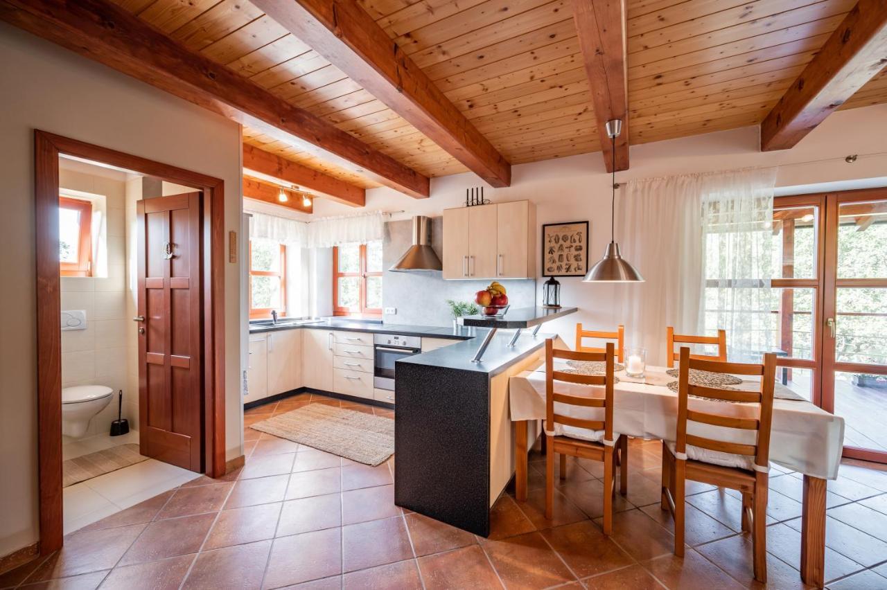Chata Nad Lazenskym Udolim Luhačovice Exterior foto