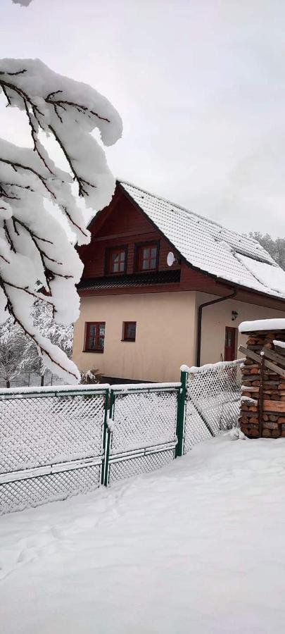 Villa Chata Nad Lazenskym Udolim Luhačovice Exterior foto